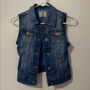 Girls vest by Zara